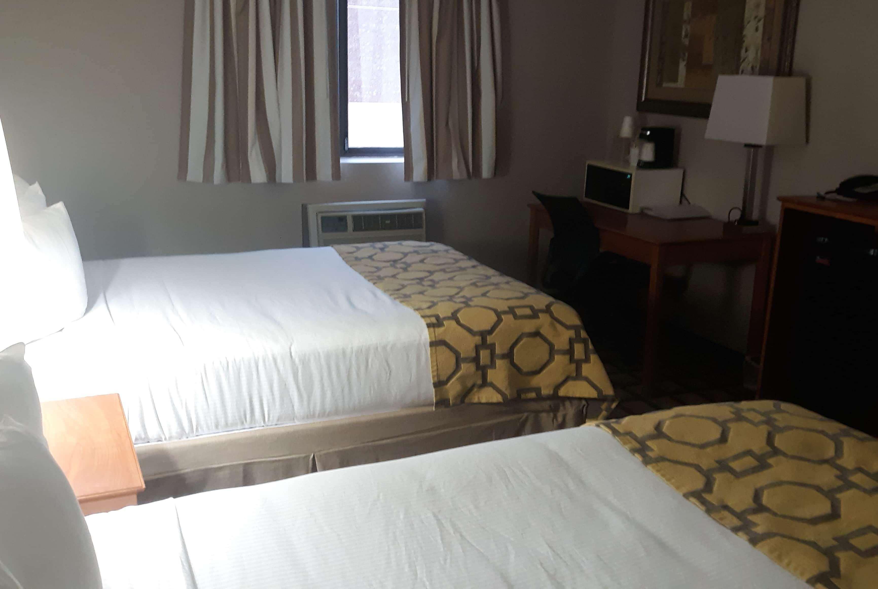 Baymont By Wyndham Rochester Mayo Clinic Area Екстер'єр фото