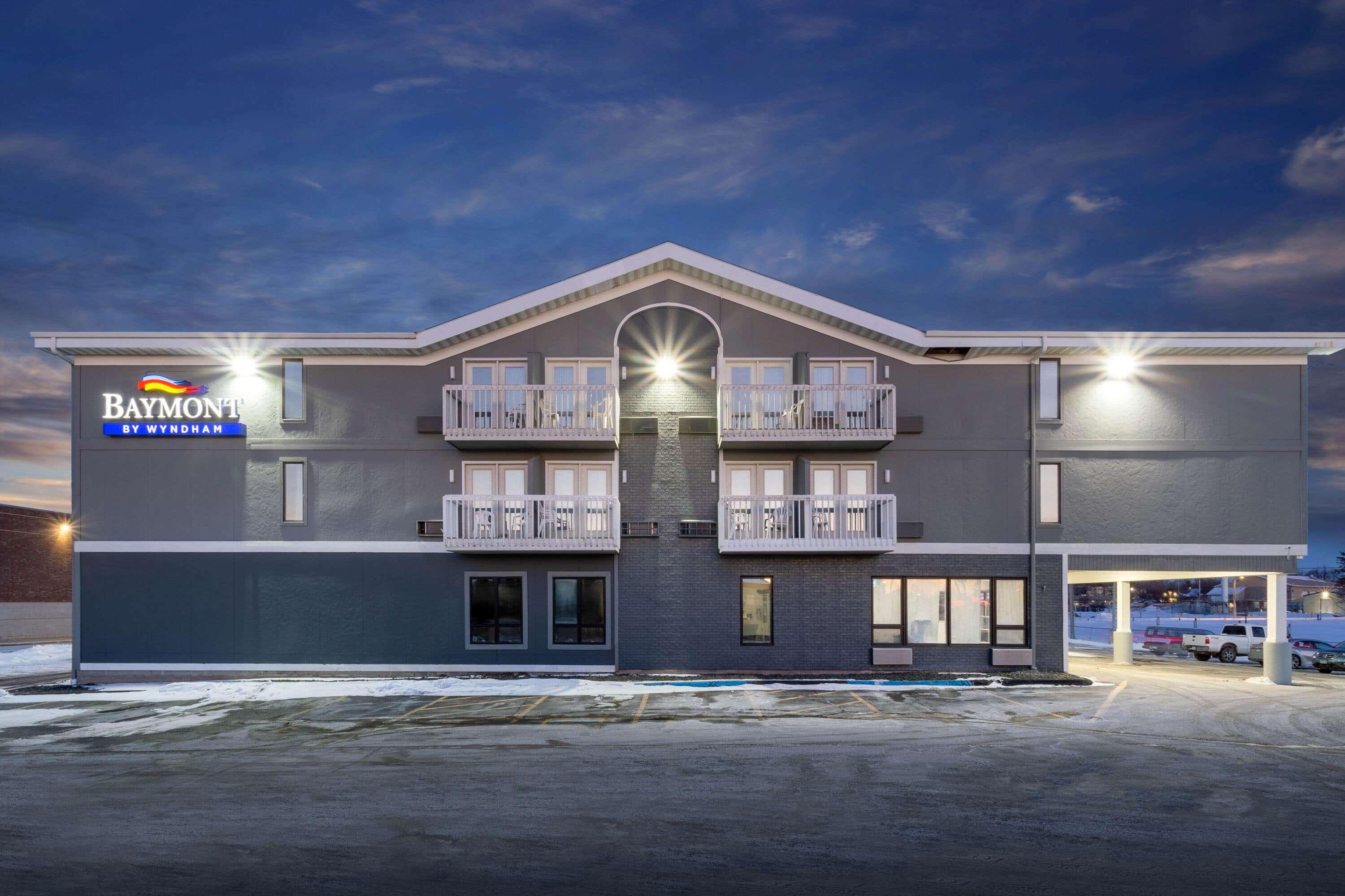 Baymont By Wyndham Rochester Mayo Clinic Area Екстер'єр фото