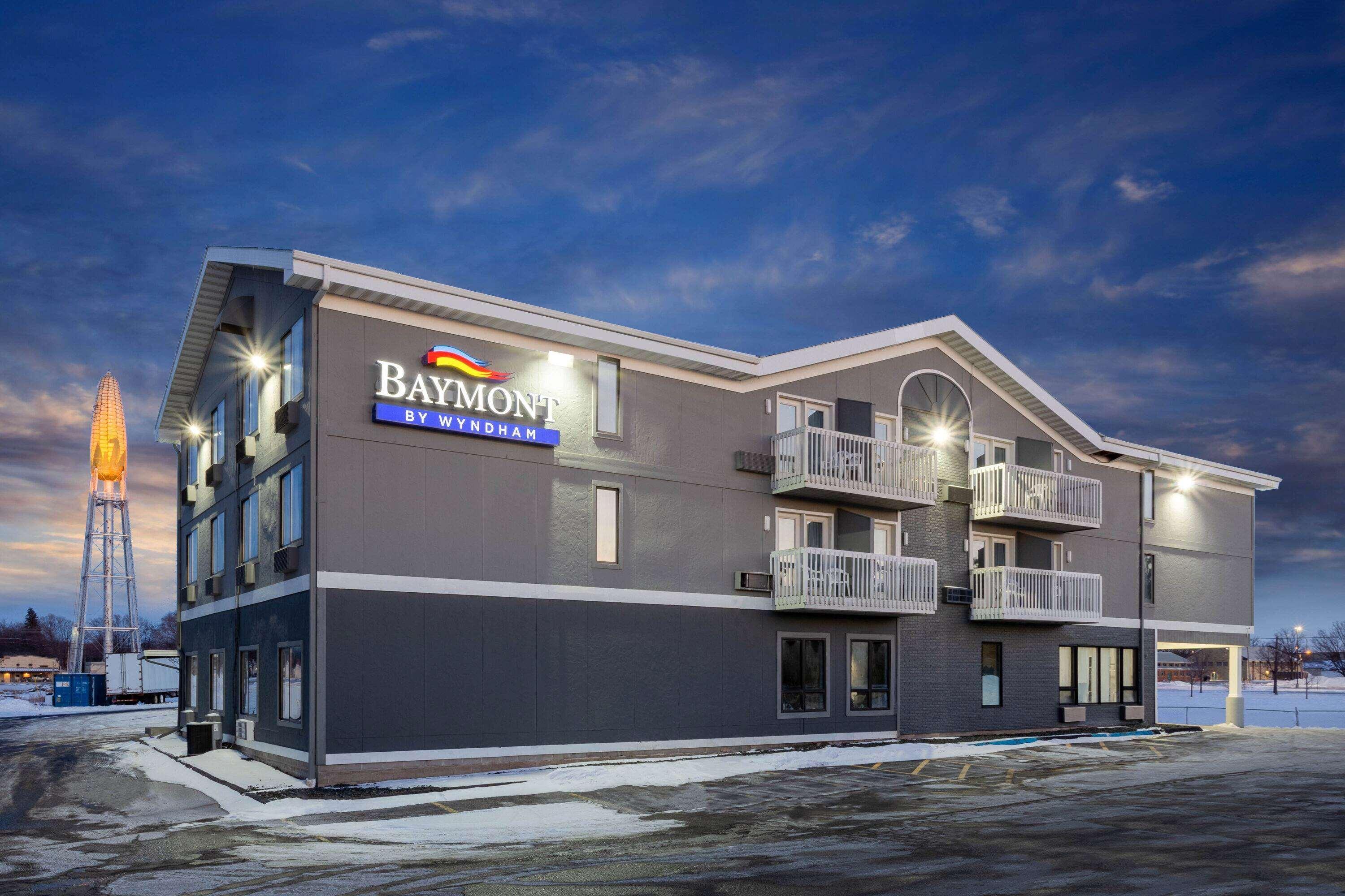 Baymont By Wyndham Rochester Mayo Clinic Area Екстер'єр фото