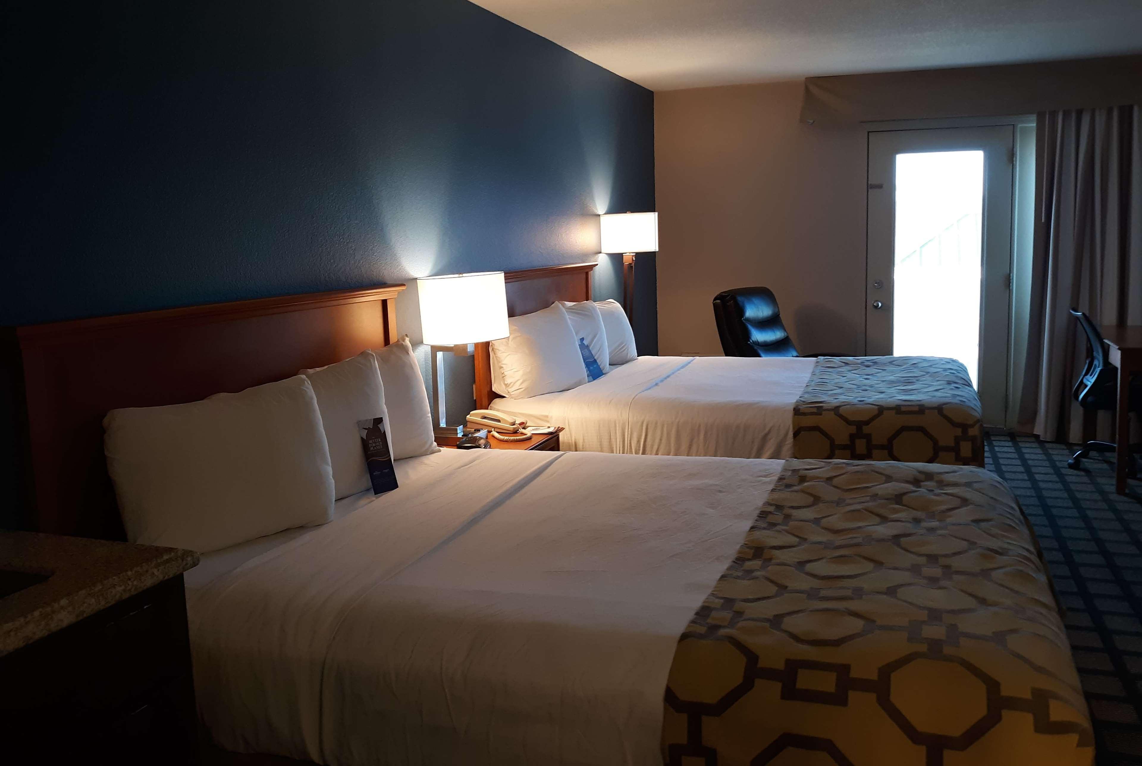 Baymont By Wyndham Rochester Mayo Clinic Area Екстер'єр фото