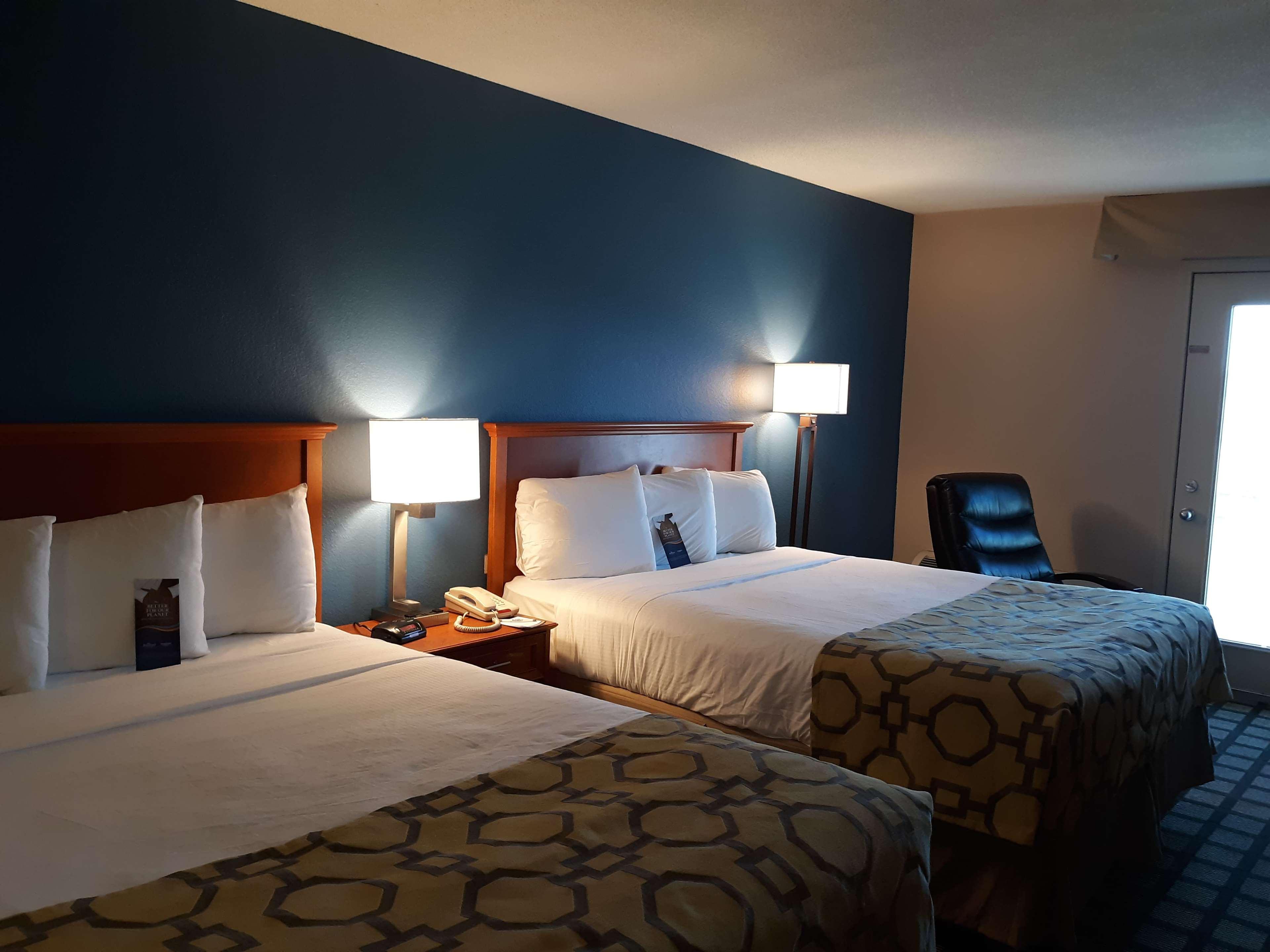 Baymont By Wyndham Rochester Mayo Clinic Area Екстер'єр фото